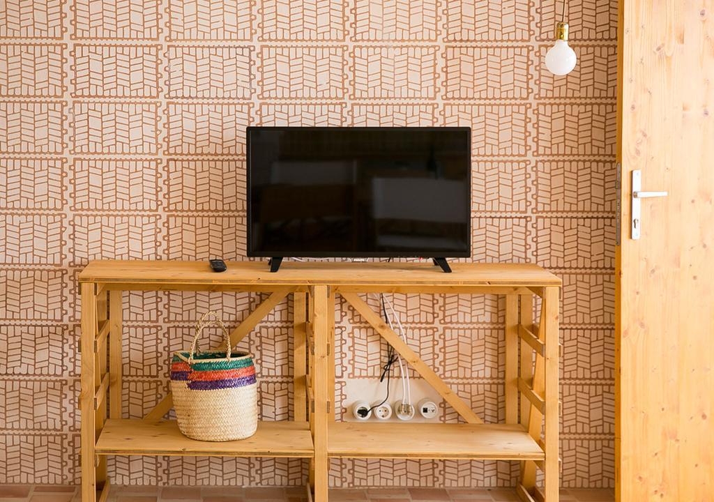 Moll Petit Apartments - Turismo De Interior カン・ピカフォルト エクステリア 写真